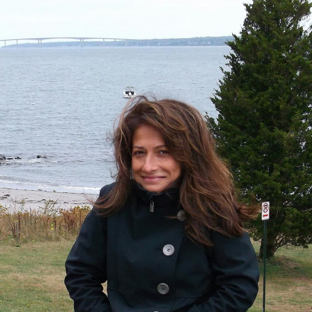Meet your Posher, Sabrina a.
